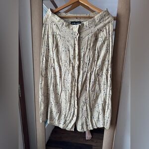 Sag Harbor Tan Floral Maxi Skirt Large